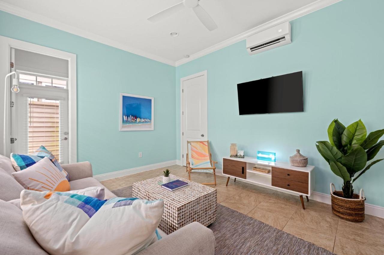 Crescent Moon Palace - A Luxury Home With Pool, Parking, Just Steps To The Beach Panama City Beach Eksteriør bilde