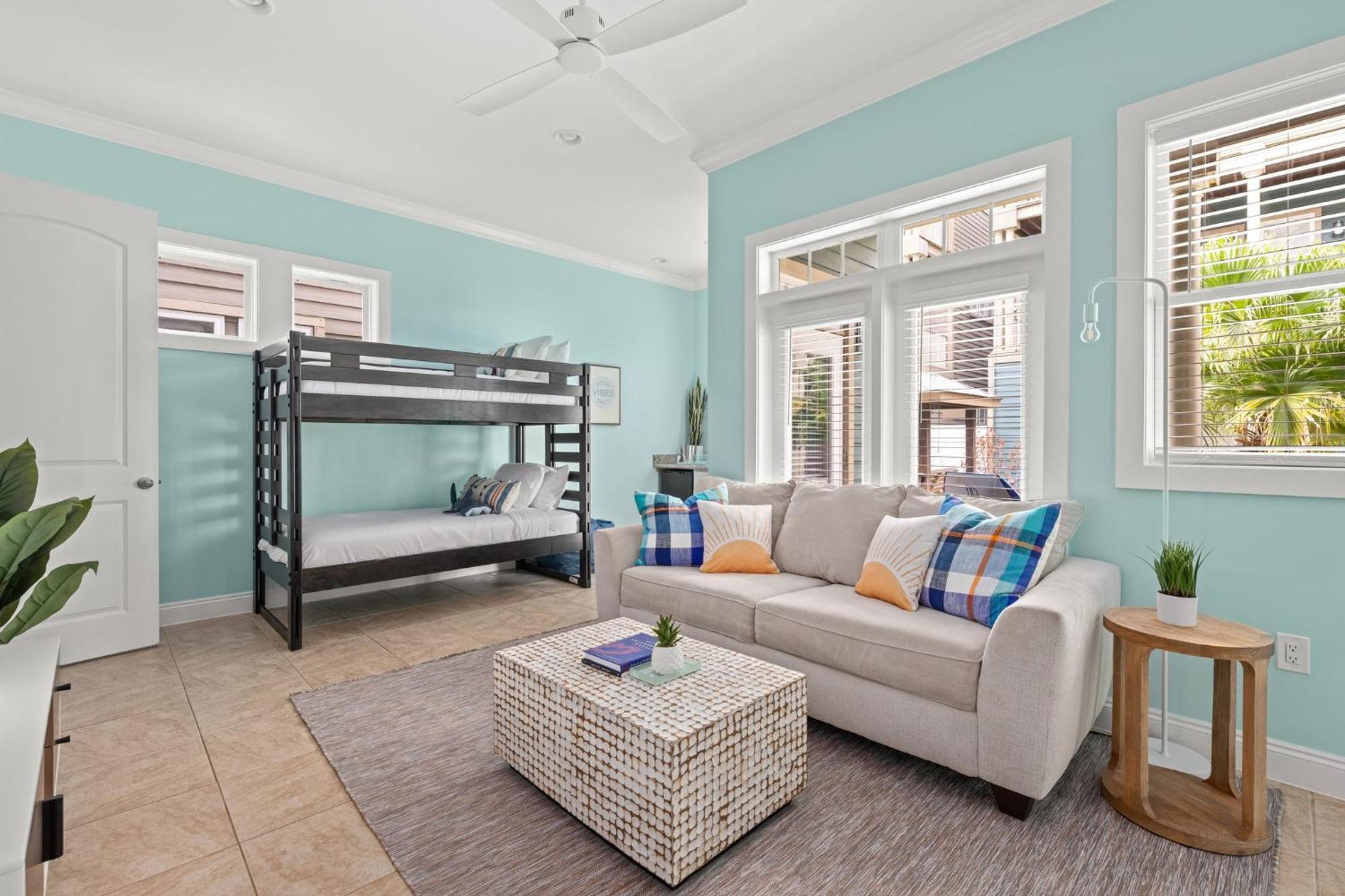 Crescent Moon Palace - A Luxury Home With Pool, Parking, Just Steps To The Beach Panama City Beach Eksteriør bilde